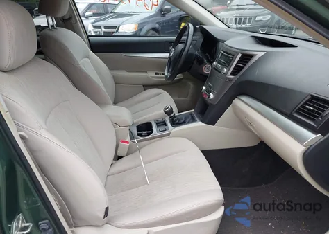 2013 Subaru Outback 2.5I Premium from USA, damaged, VIN 4S4BRBCC7D1314238